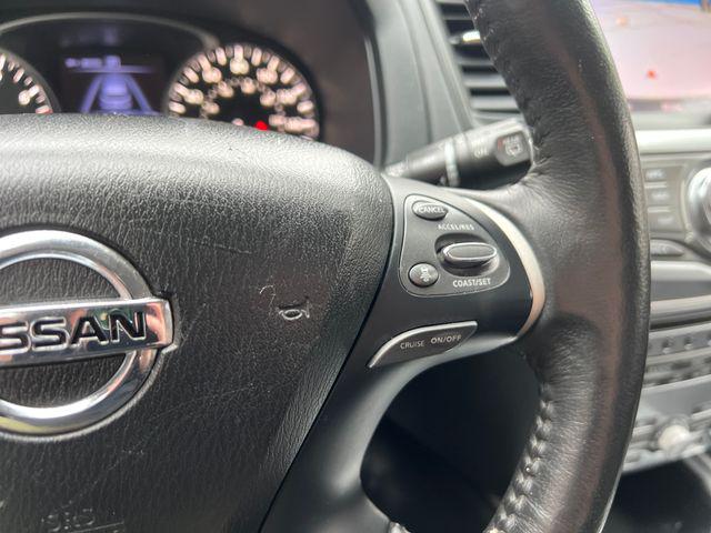 2020 Nissan Pathfinder SL 4WD
