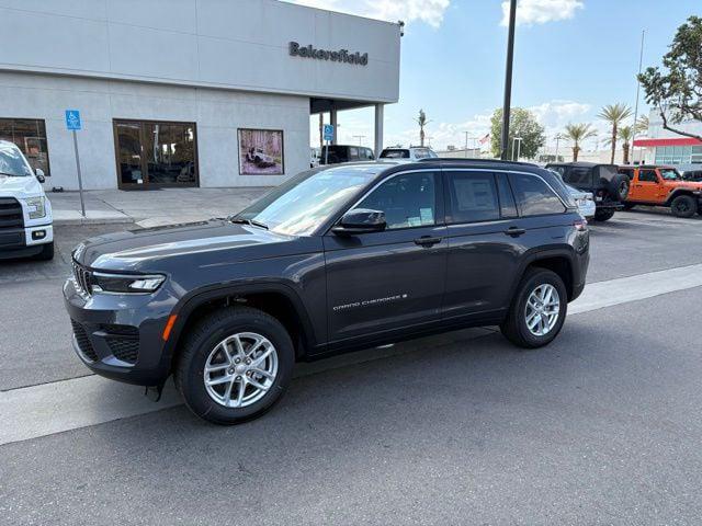 2026 Jeep Grand Cherokee GRAND CHEROKEE LAREDO 4X2
