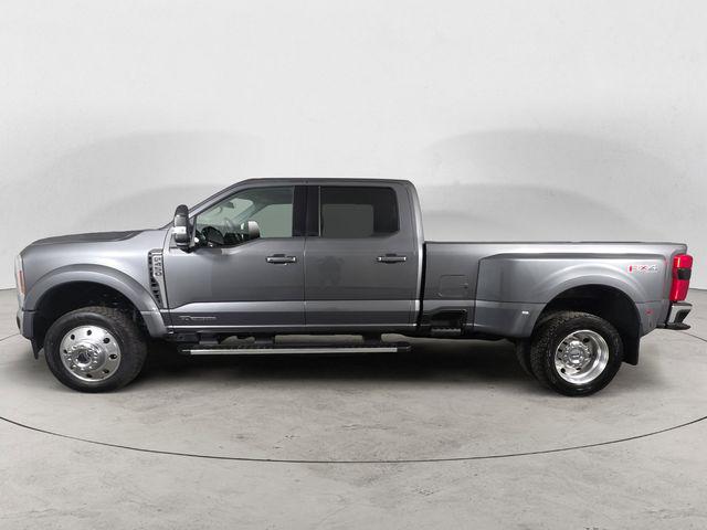 2025 Ford F-450 LARIAT