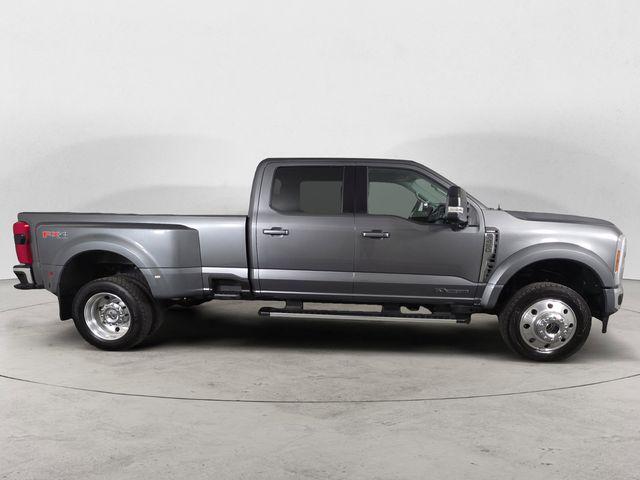 2025 Ford F-450 LARIAT