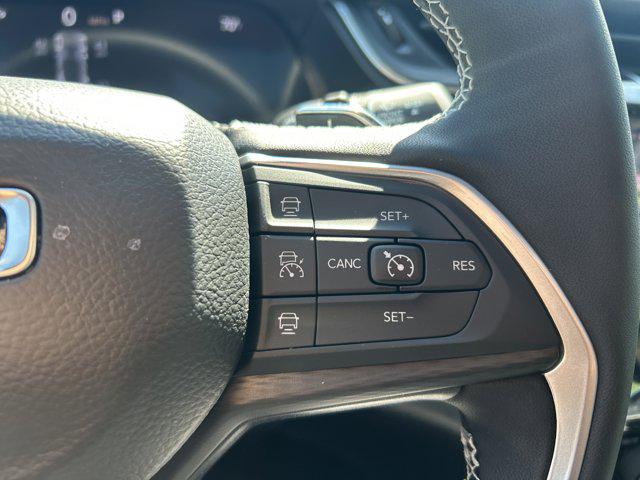 2026 Jeep Grand Cherokee Altitude 4x2