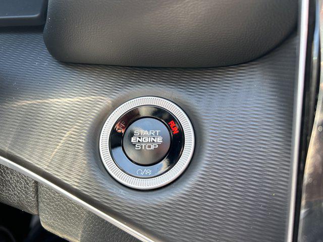 2026 Jeep Grand Cherokee Altitude 4x2