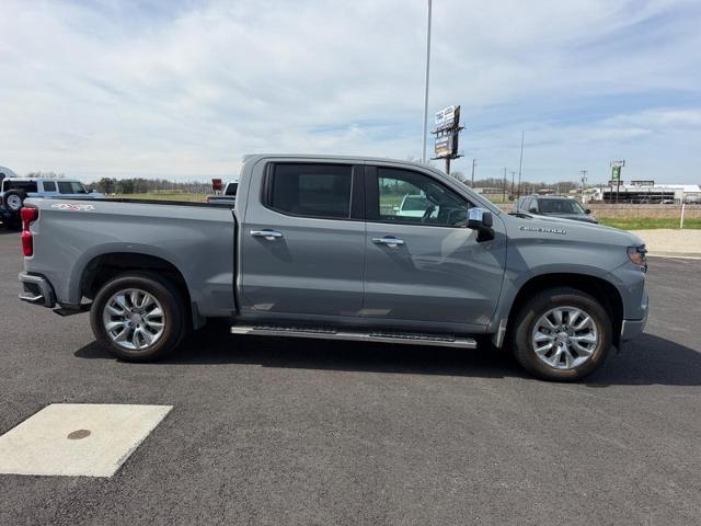2024 Chevrolet Silverado 1500 4WD Crew Cab Short Bed Custom
