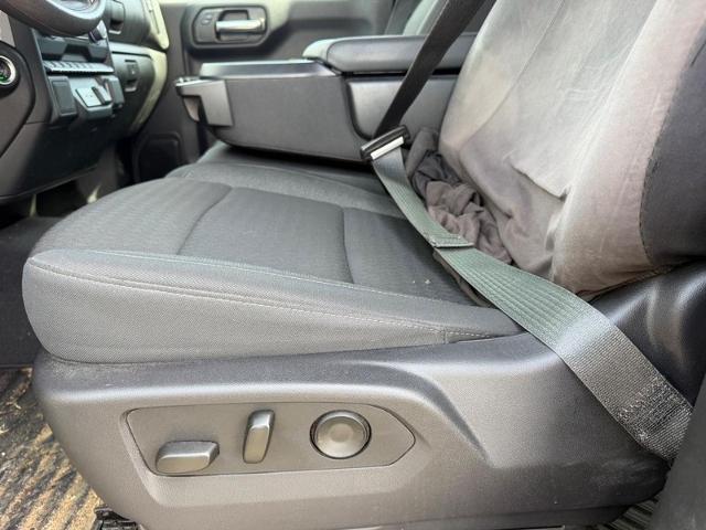 2024 Chevrolet Silverado 1500 4WD Crew Cab Short Bed Custom