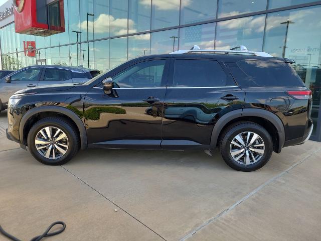 2024 Nissan Pathfinder SL FWD