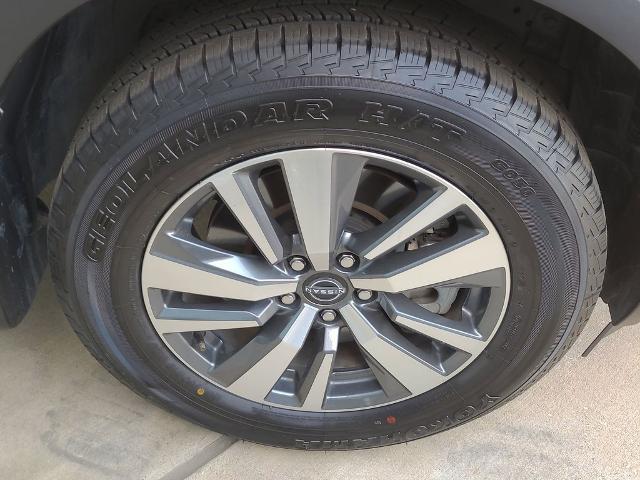 2024 Nissan Pathfinder SL FWD