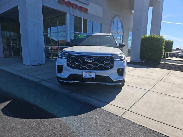 2025 Ford Explorer Platinum
