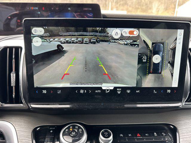 2025 Ford Expedition Platinum MAX