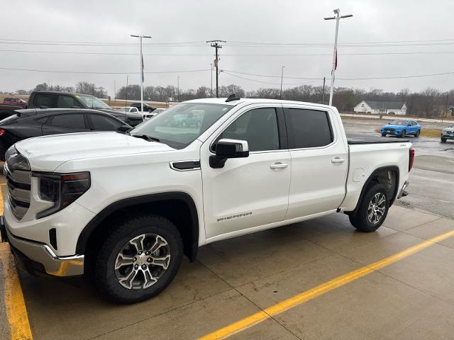 2023 GMC Sierra 1500 4WD Crew Cab Short Box SLE for sale in Monticello, IL