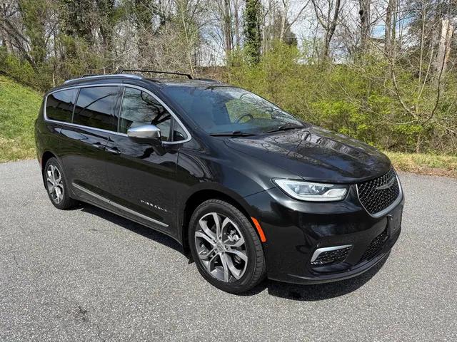 2022 Chrysler Pacifica Pinnacle AWD
