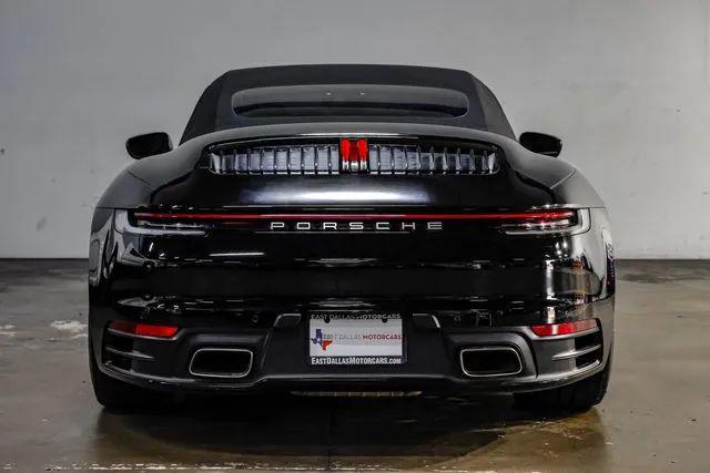2020 Porsche 911 Carrera Cabriolet