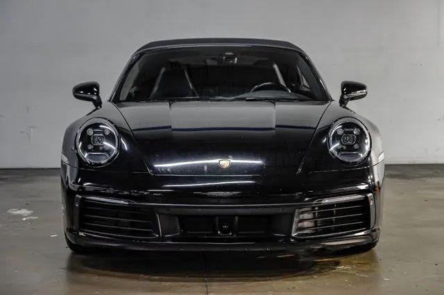 2020 Porsche 911 Carrera Cabriolet