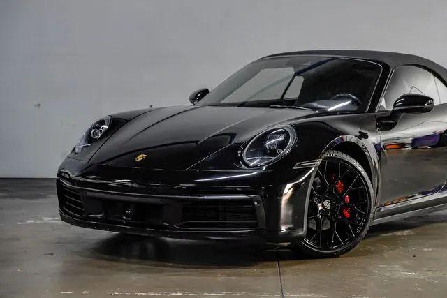 2020 Porsche 911 Carrera Cabriolet