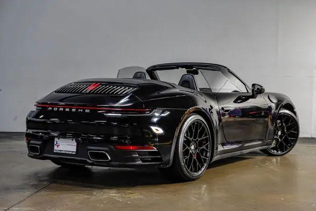 2020 Porsche 911 Carrera Cabriolet