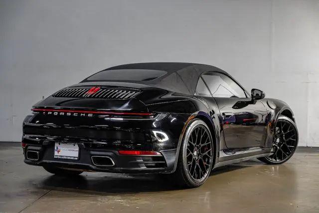 2020 Porsche 911 Carrera Cabriolet