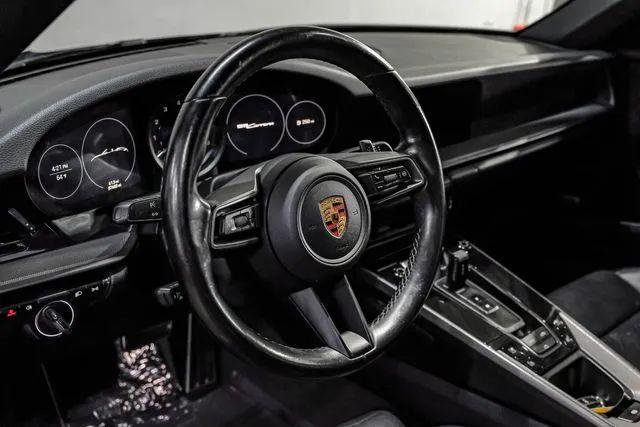 2020 Porsche 911 Carrera Cabriolet