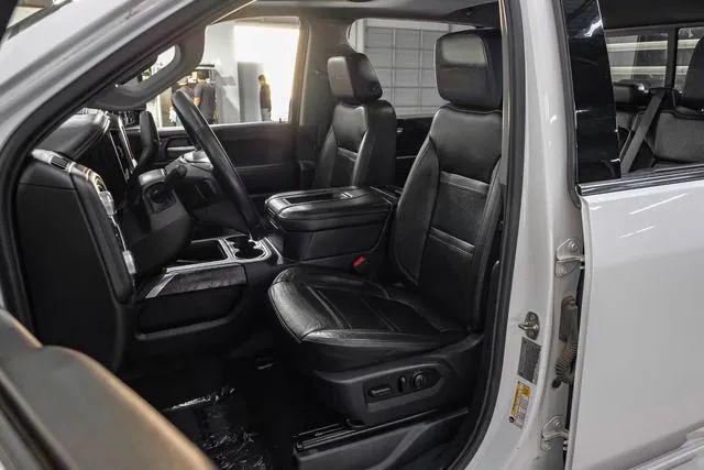 2022 GMC Sierra 3500HD 4WD Crew Cab Long Bed Denali
