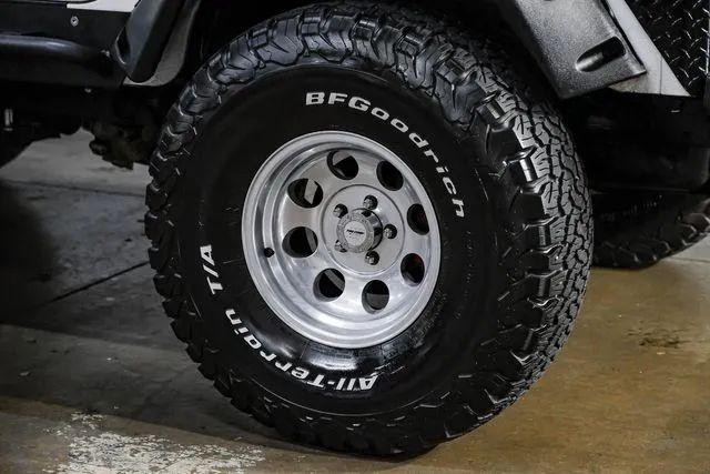 1997 Jeep Wrangler SE