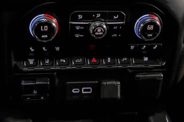 2021 GMC Sierra 3500HD 4WD Crew Cab Long Bed Denali