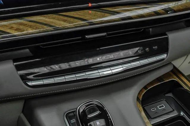 2021 Cadillac Escalade 4WD Sport Platinum