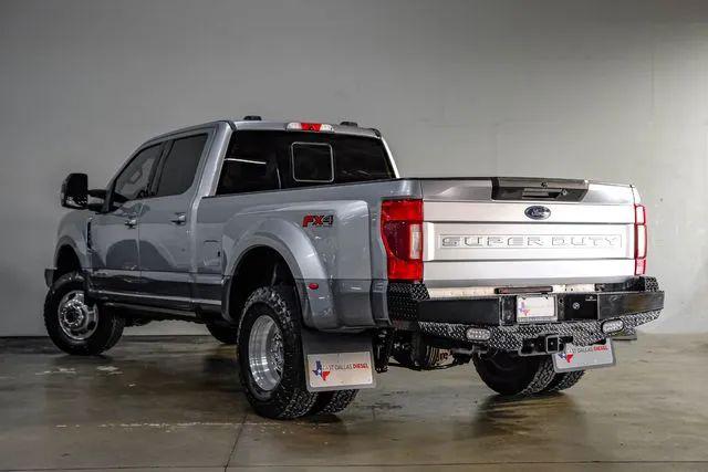 2022 Ford F-350 LARIAT