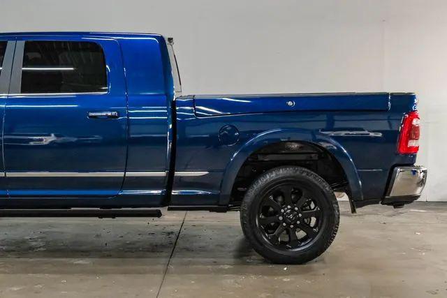 2022 Ram 3500 Limited Mega Cab 4x4 6'4" Box