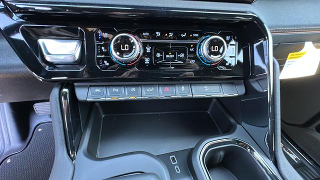 2026 GMC Sierra 1500 Crew Cab, Short Bed, AT4, 4WD