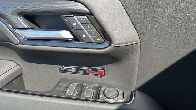 2026 GMC Sierra 1500 Crew Cab, Short Bed, AT4, 4WD