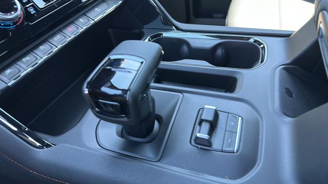 2026 GMC Sierra 1500 Crew Cab, Short Bed, AT4, 4WD