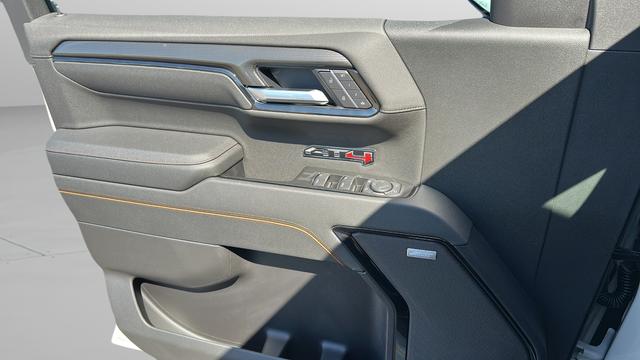 2026 GMC Sierra 1500 Crew Cab, Short Bed, AT4, 4WD