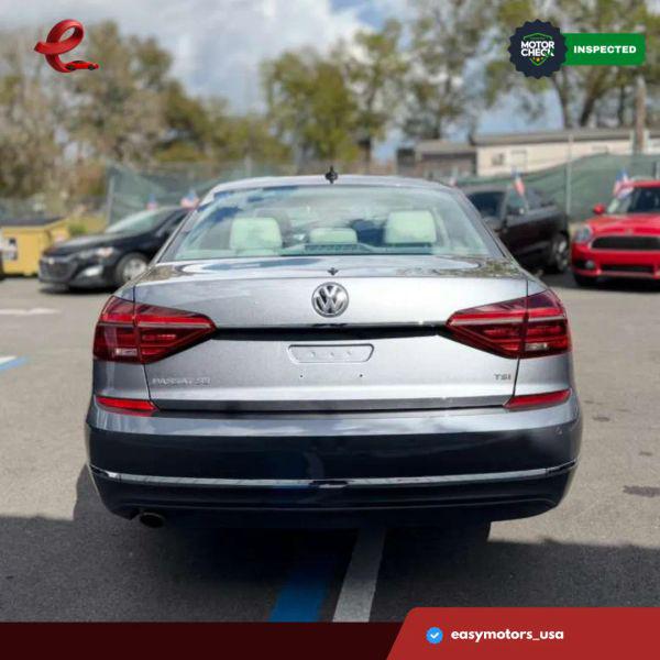 2017 Volkswagen Passat 1.8T SE