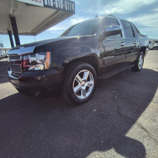 2010 Chevrolet Avalanche LS