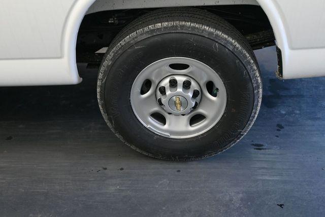 2026 Chevrolet Express Cargo Van 2500 Regular Wheelbase, WT, RWD