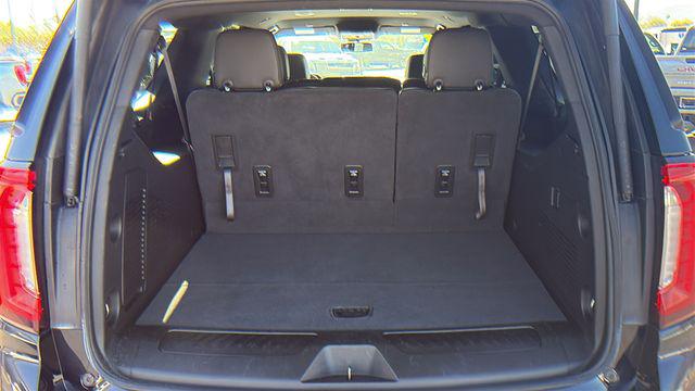 2024 GMC Yukon XL 4WD SLT