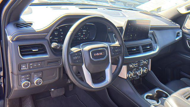 2024 GMC Yukon XL 4WD SLT
