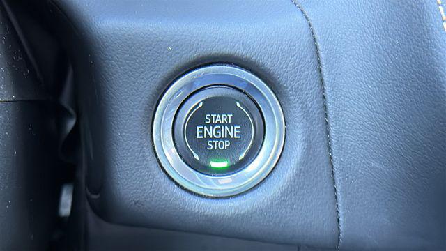2024 GMC Yukon XL 4WD SLT