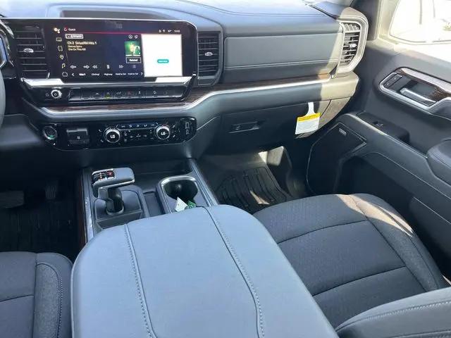 2026 GMC Sierra 1500 Crew Cab, Short Bed, Elevation, 4WD