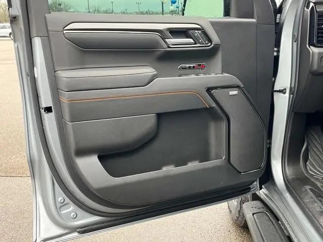 2026 GMC Sierra 1500 Crew Cab, Short Bed, AT4, 4WD