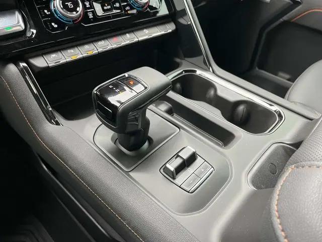 2026 GMC Sierra 1500 Crew Cab, Short Bed, AT4, 4WD