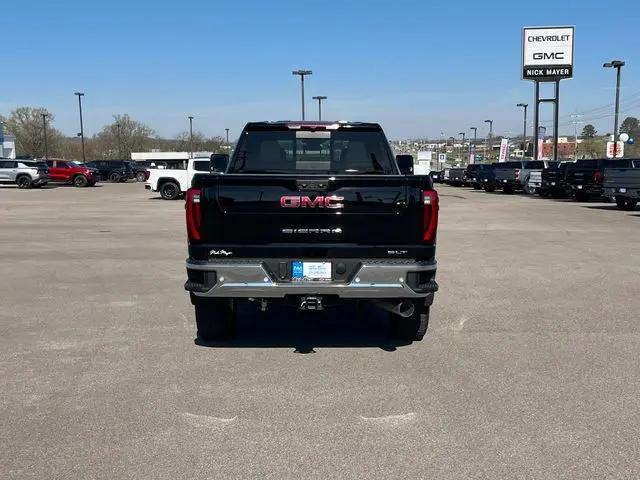 2025 GMC Sierra 2500HD 4WD Crew Cab Standard Bed SLT