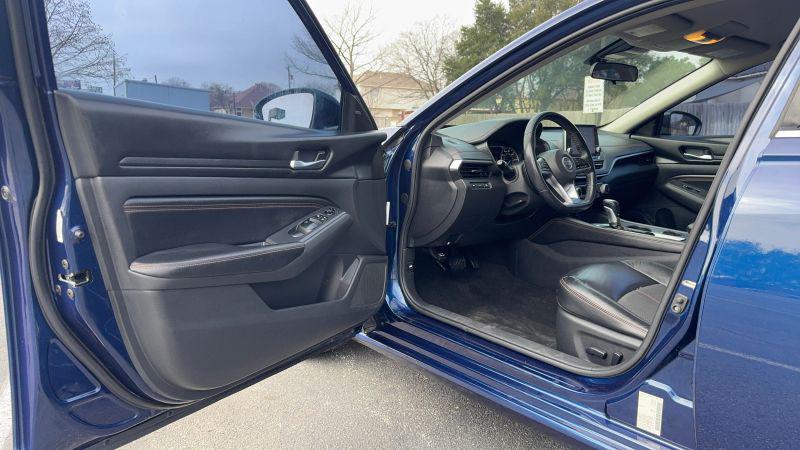 2021 Nissan Altima SR FWD