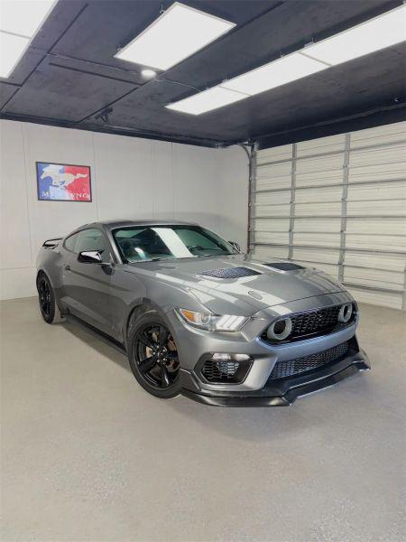 2016 Ford Mustang V6