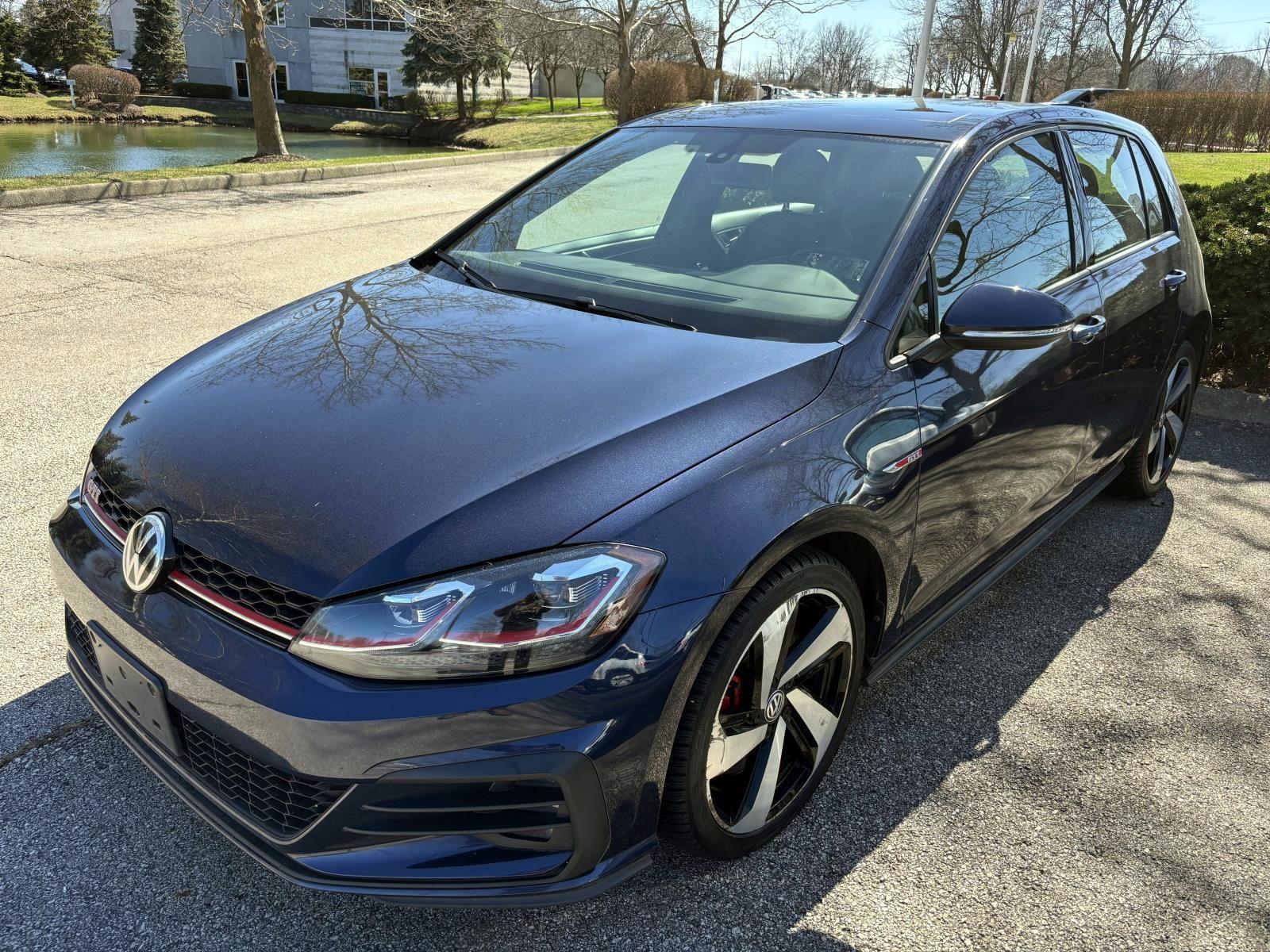 /2019 Volkswagen Golf-GTI
