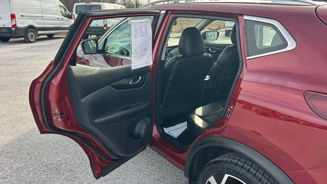 2022 Nissan Rogue Sport SL AWD Xtronic CVT