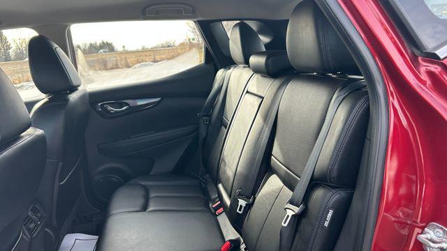 2022 Nissan Rogue Sport SL AWD Xtronic CVT