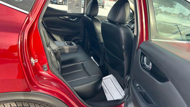 2022 Nissan Rogue Sport SL AWD Xtronic CVT