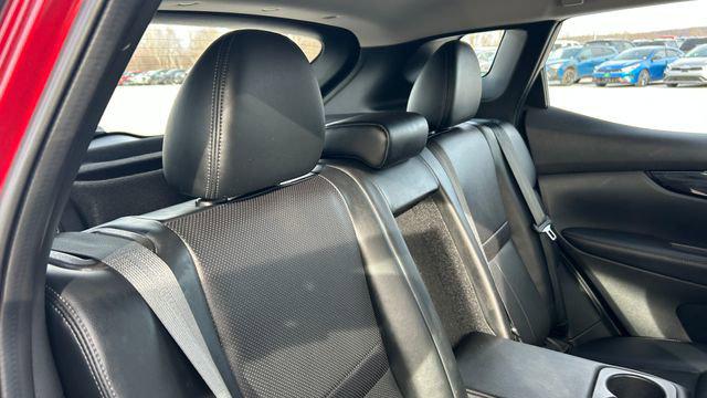 2022 Nissan Rogue Sport SL AWD Xtronic CVT