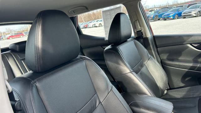 2022 Nissan Rogue Sport SL AWD Xtronic CVT