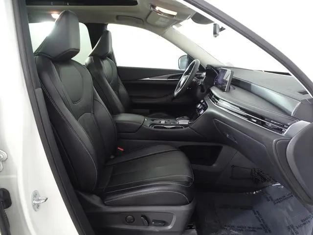 2023 INFINITI QX60 LUXE AWD