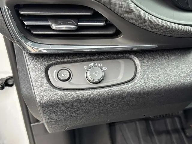 2026 Buick NV Preferred FWD